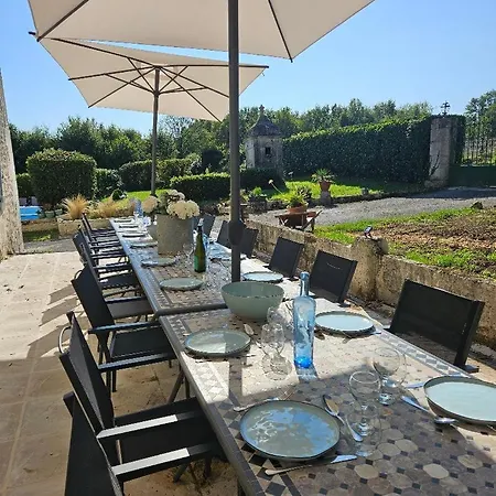 Les Bigonnies Estate Champagne-et-Fontaine