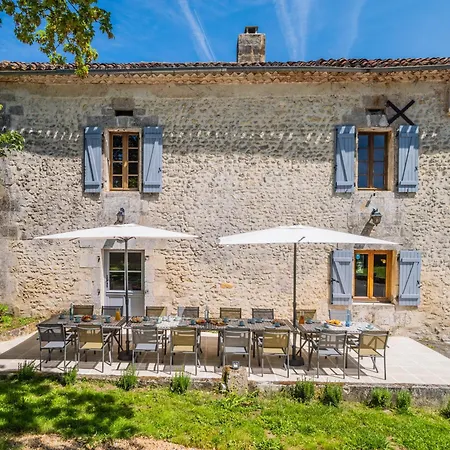 Les Bigonnies Estate Ferienhaus *
