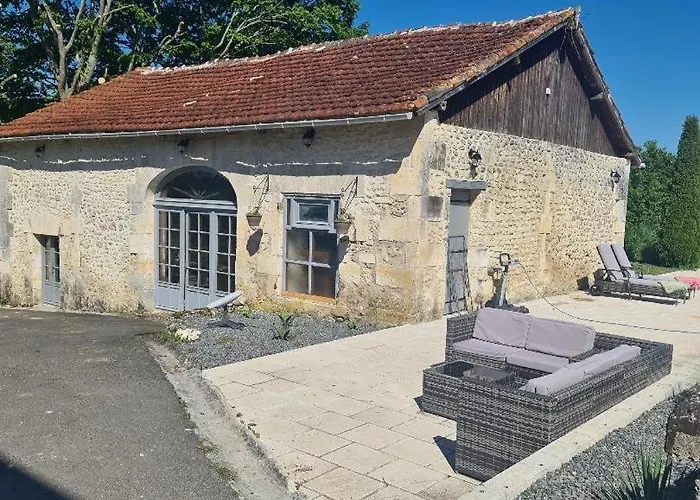 Les Bigonnies Estate Hébergement de vacances Champagne-et-Fontaine